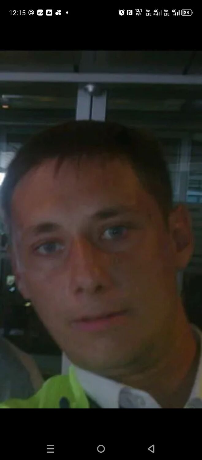  51943373  Dagay, 38 ,    