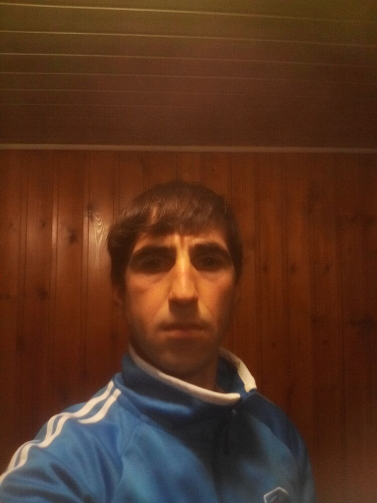  10607923  , 44 ,    