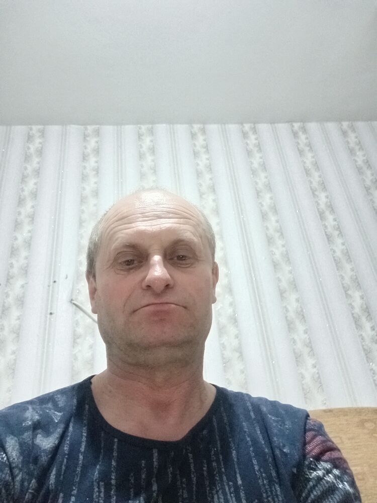  43828663  , 53 ,    