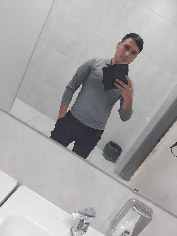  48084643  , 27 ,    