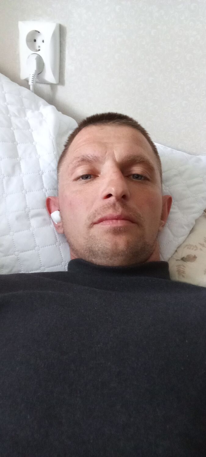  46216483  , 34 ,    