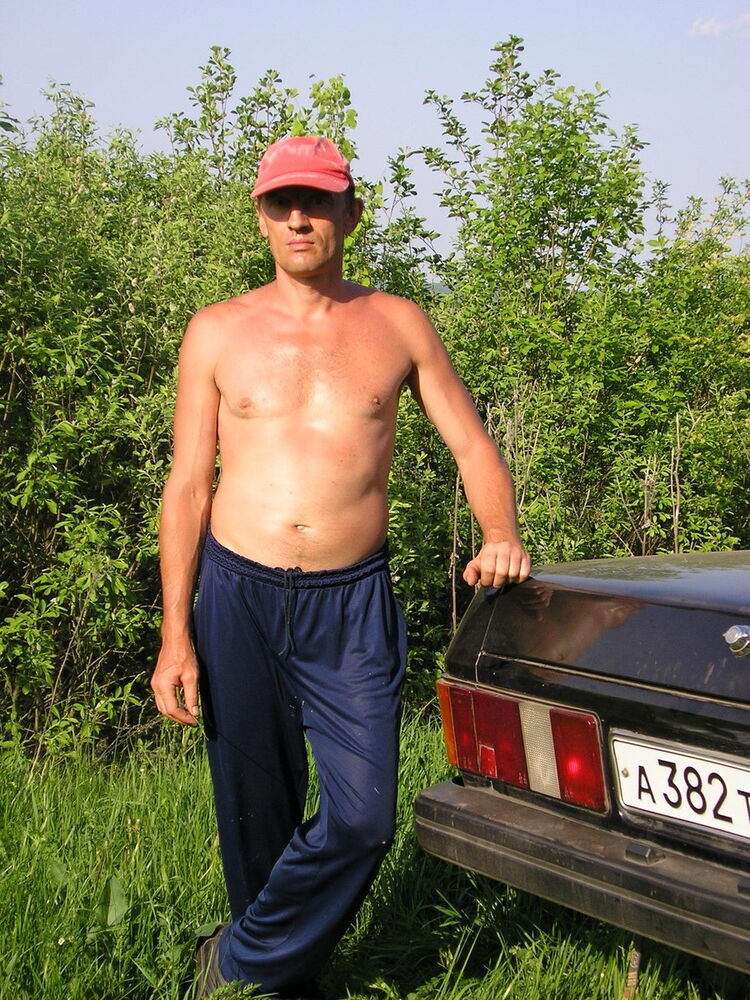  7924063  Vlad, 57 ,    