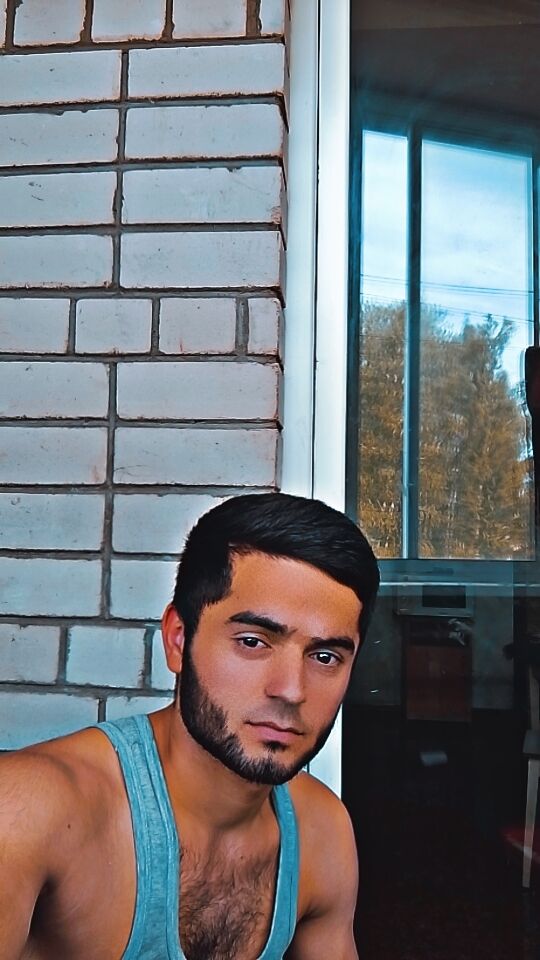  36235723  Iskandar, 23 ,    