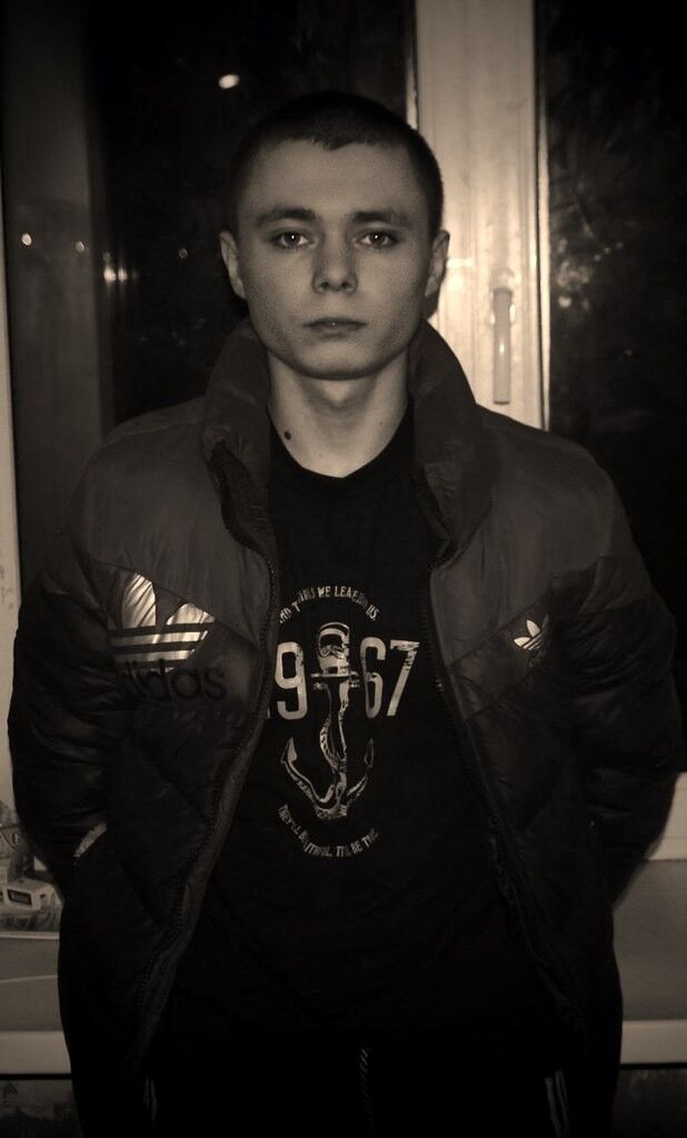  ,   Viktor, 31 ,   ,   , c 