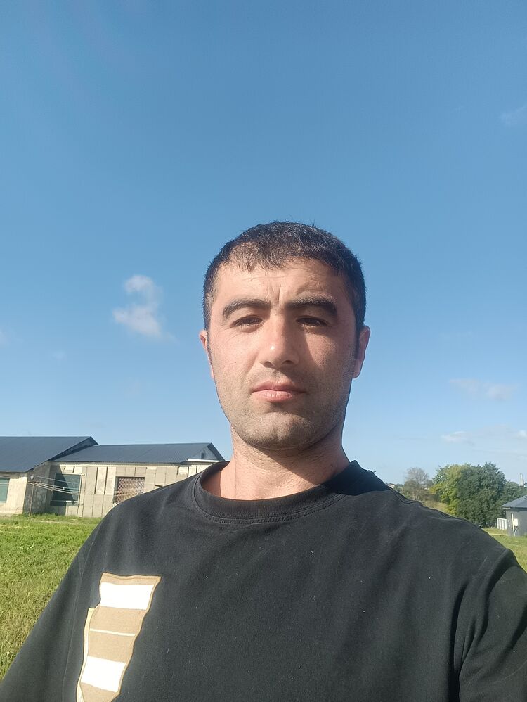  53181643  Xusnidin, 36 ,    