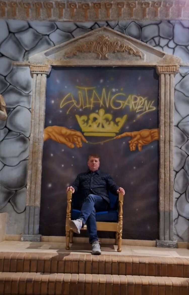 ���������� �����-���������, ���� ������� George, 49 ���, ������������ ��� ����� � ���������, c�������� ���������