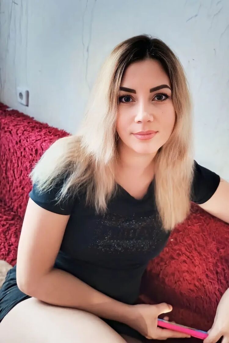  ,   Ekaterina, 36 ,   c 