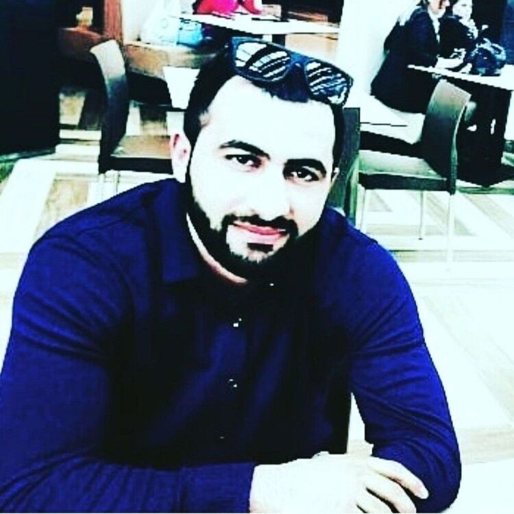  ,   Parviz, 38 ,     , c 