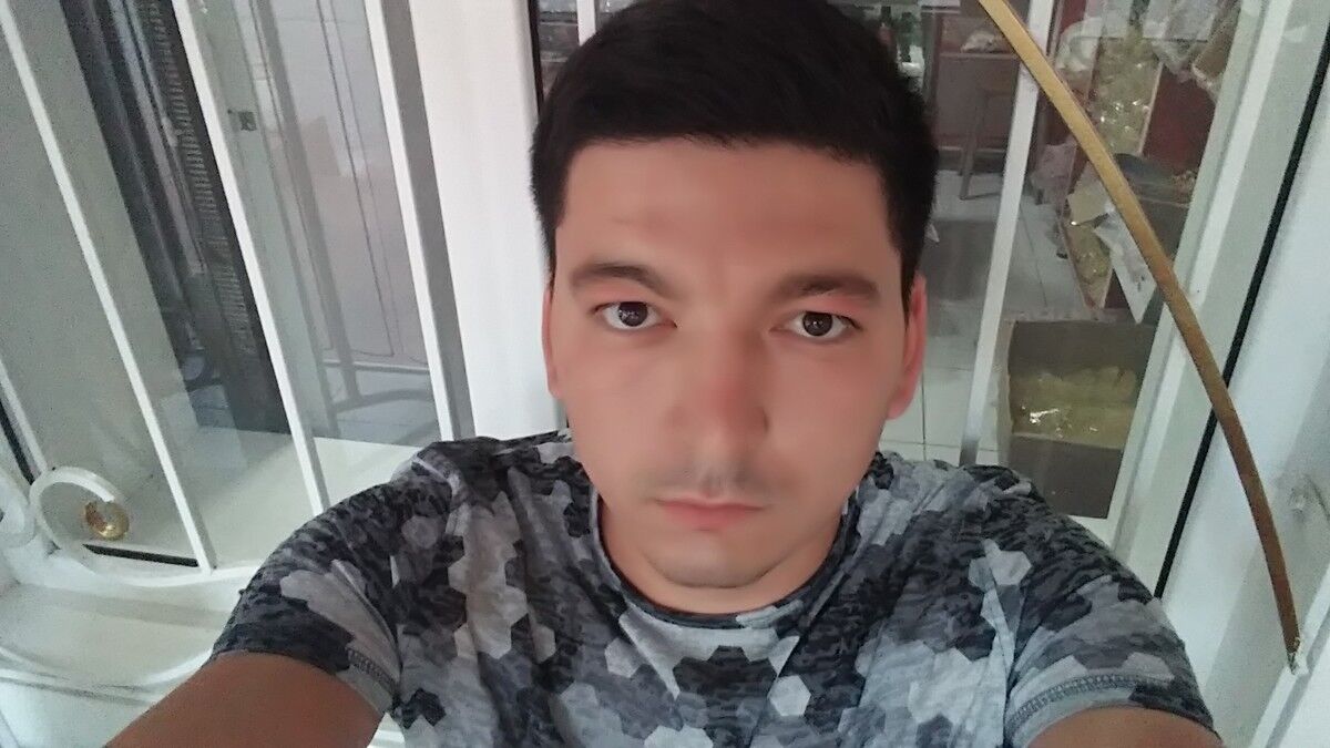  ,   Behruz, 35 ,  