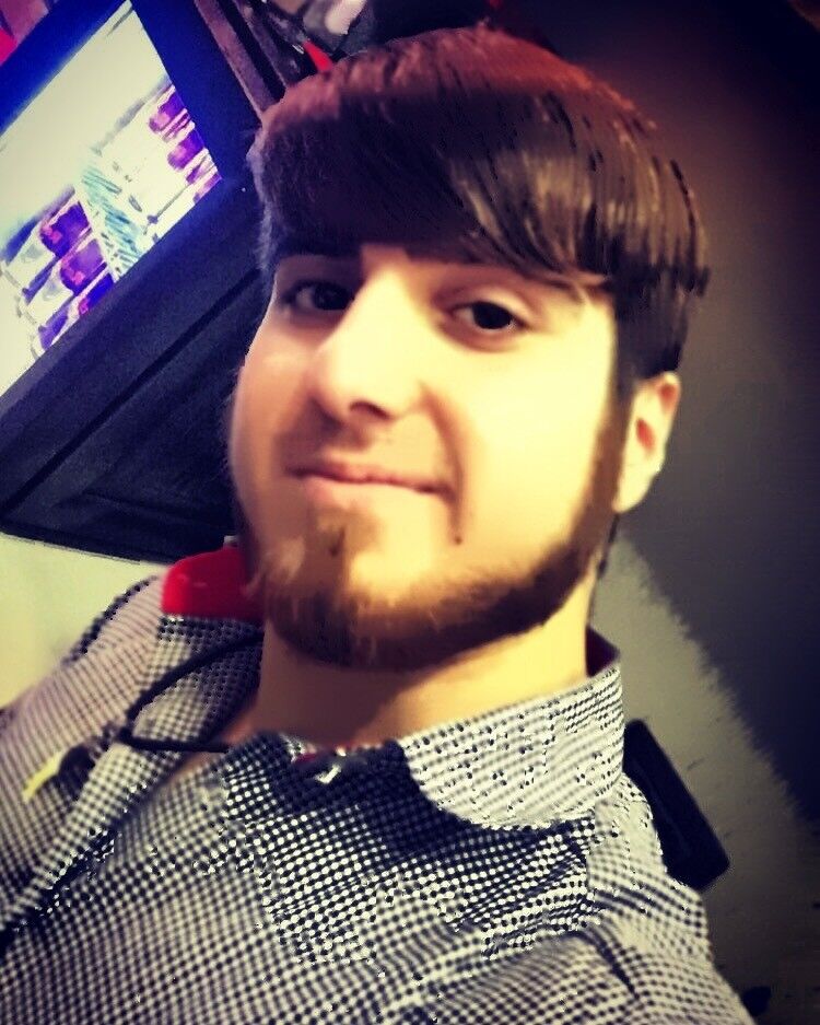  ,   Zaur, 28 ,     , c 