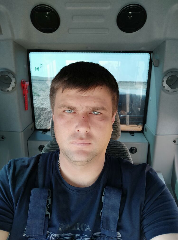  31916093  , 36 ,    