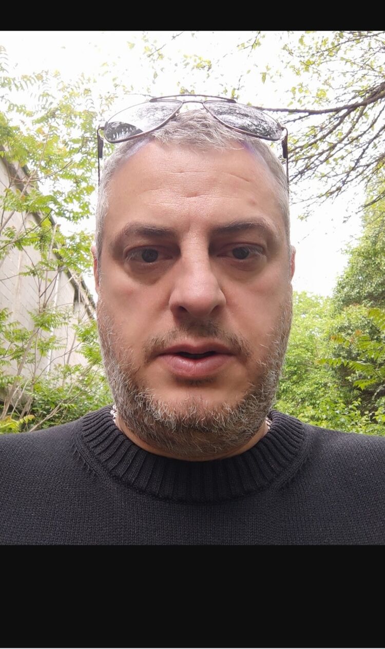  ,   Luka, 52 ,   ,   