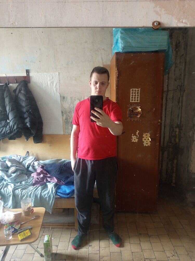   ,   Ivan, 19 ,   ,   
