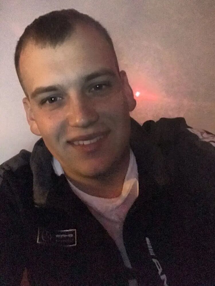  43368123  Alexey, 23 ,    