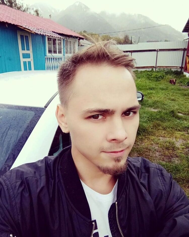  33377183  Pavel, 29 ,    