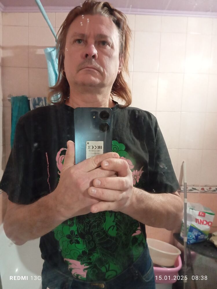  49017973  , 52 ,    