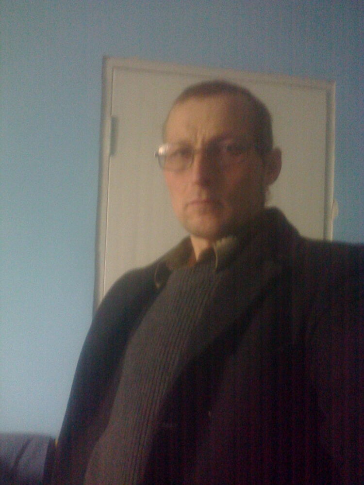  8381223  Marian, 50 ,    