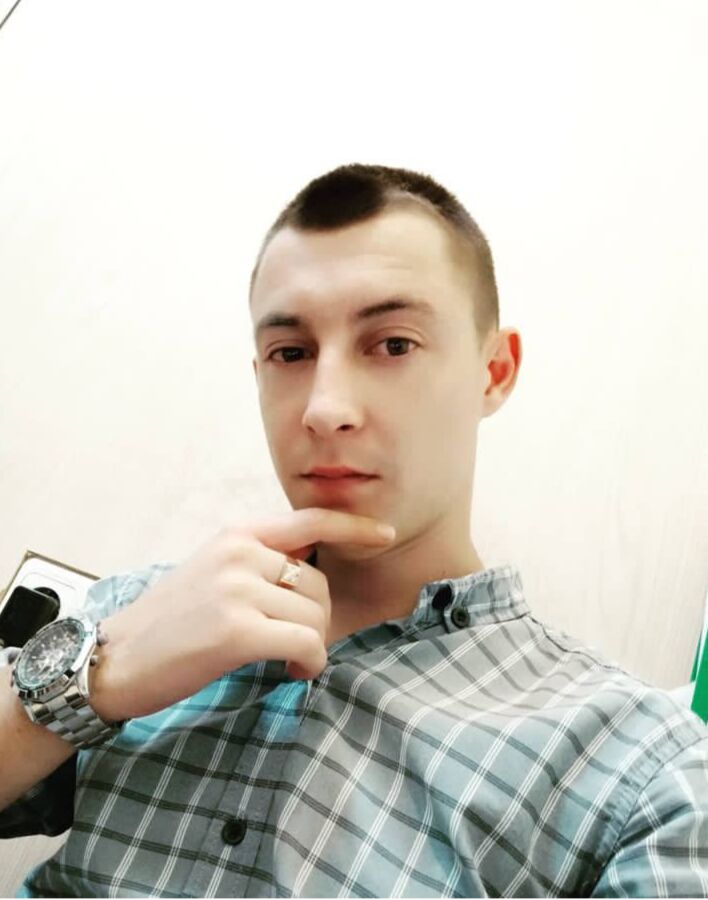  32591193  Anatoliy, 32 ,    