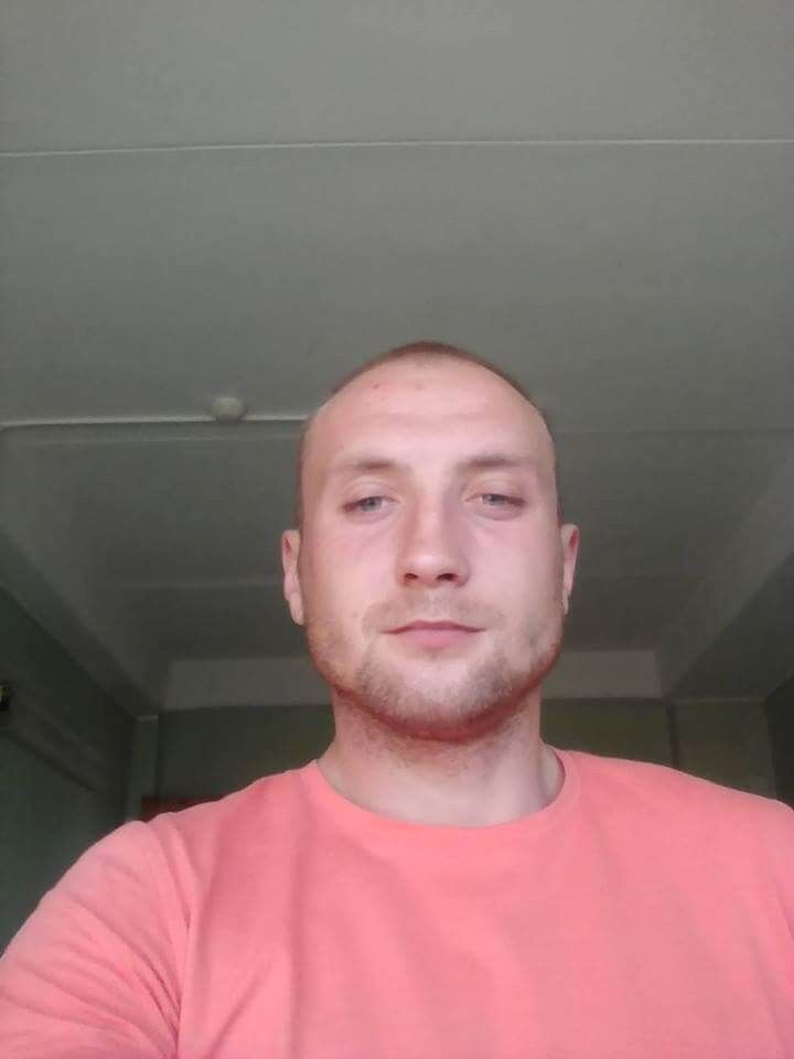  9048393  , 32 ,    
