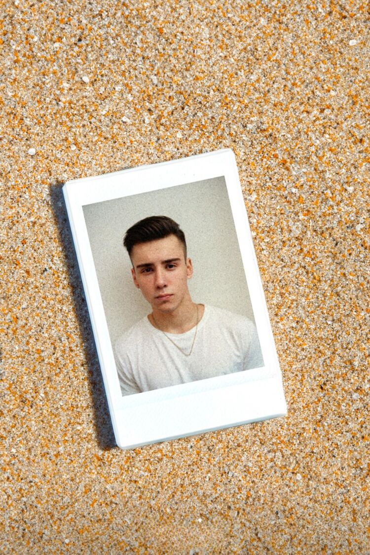  52843483  Maks, 26 ,    