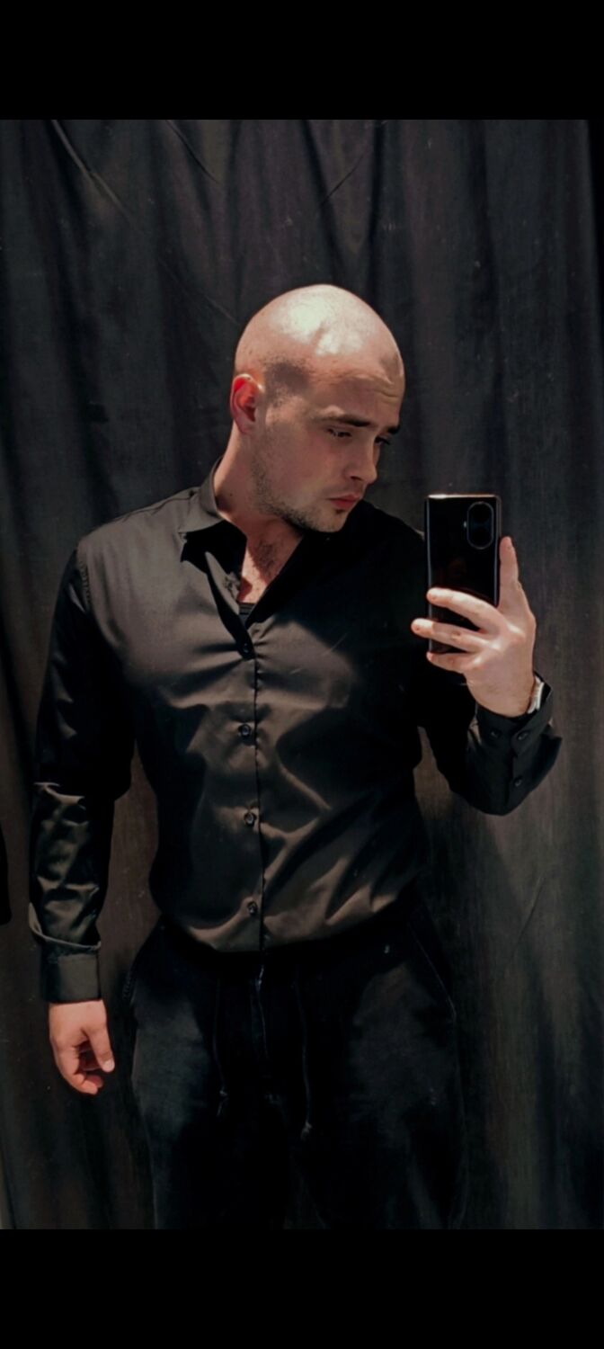  ,   Ivan, 25 ,   ,   