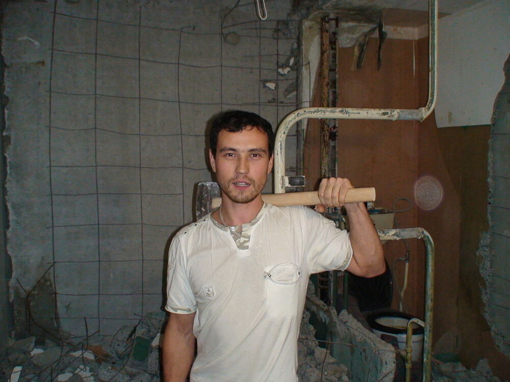  9054593  Ezra, 46 ,    