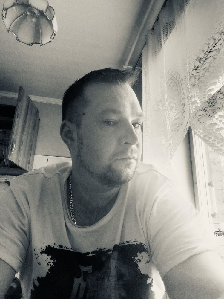 46590293  , 37 ,    