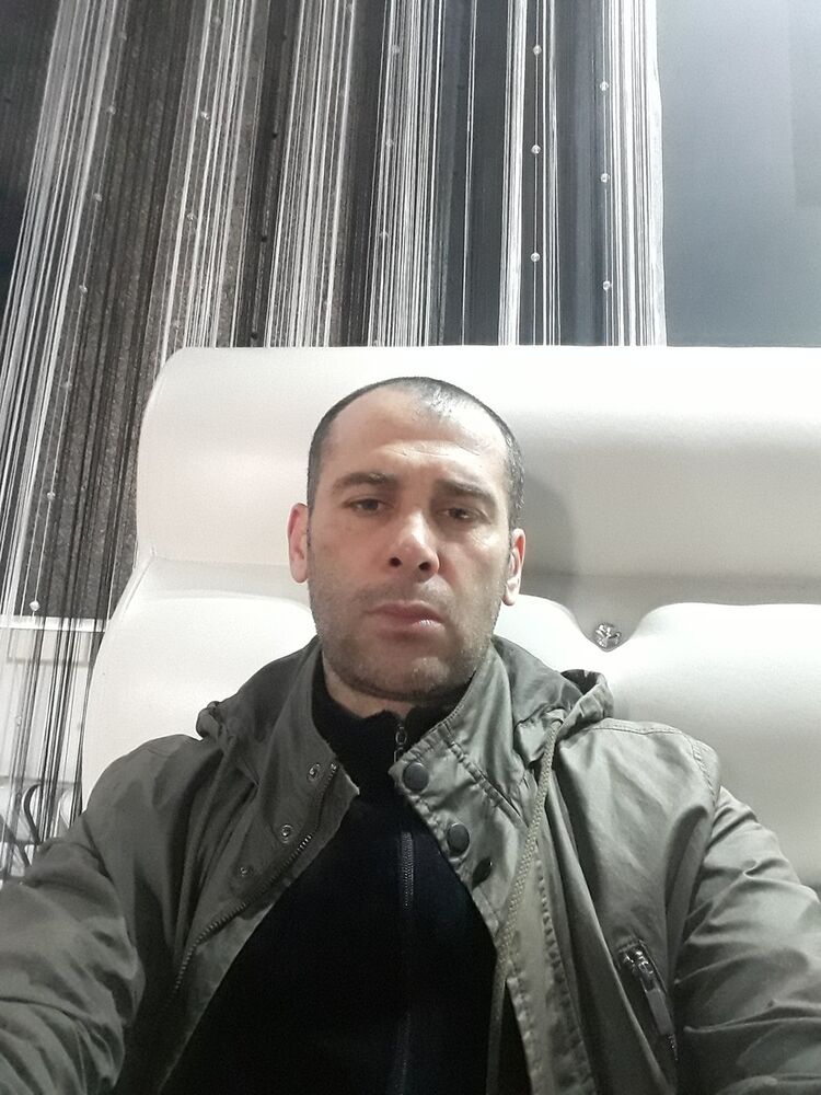  15730713  Ilxom, 42 ,    