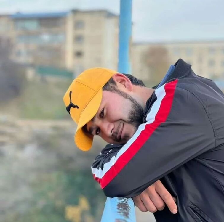  ,   Komron, 24 ,   ,   