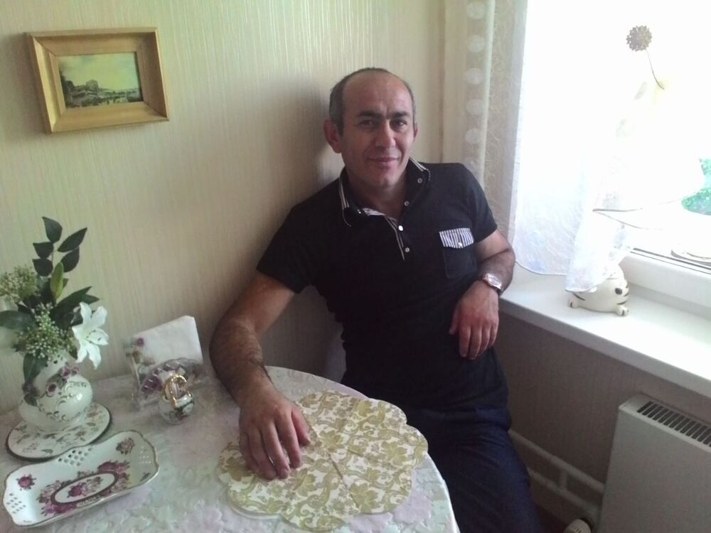  -,   Garik, 44 ,   ,   