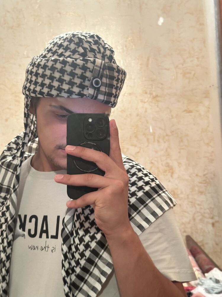 ���� 45726403 ����� Tornike, 21 ���, ���� ���������� � ������