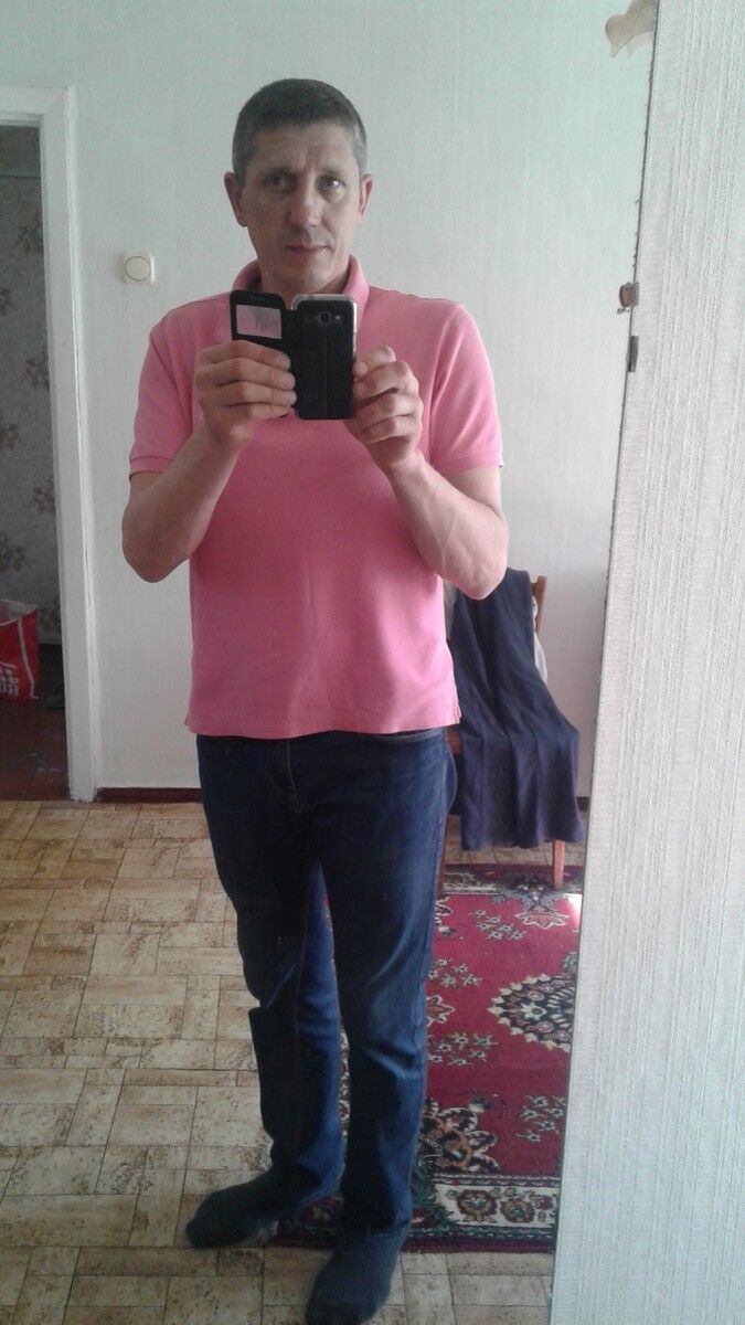  9763673  Nikolai, 50 ,    
