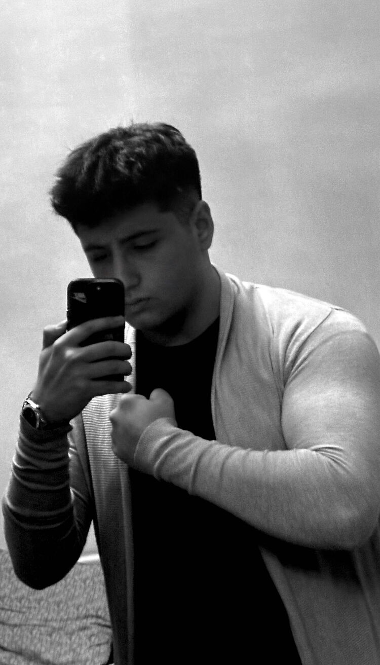  ,   Mukhammad, 19 ,   ,   