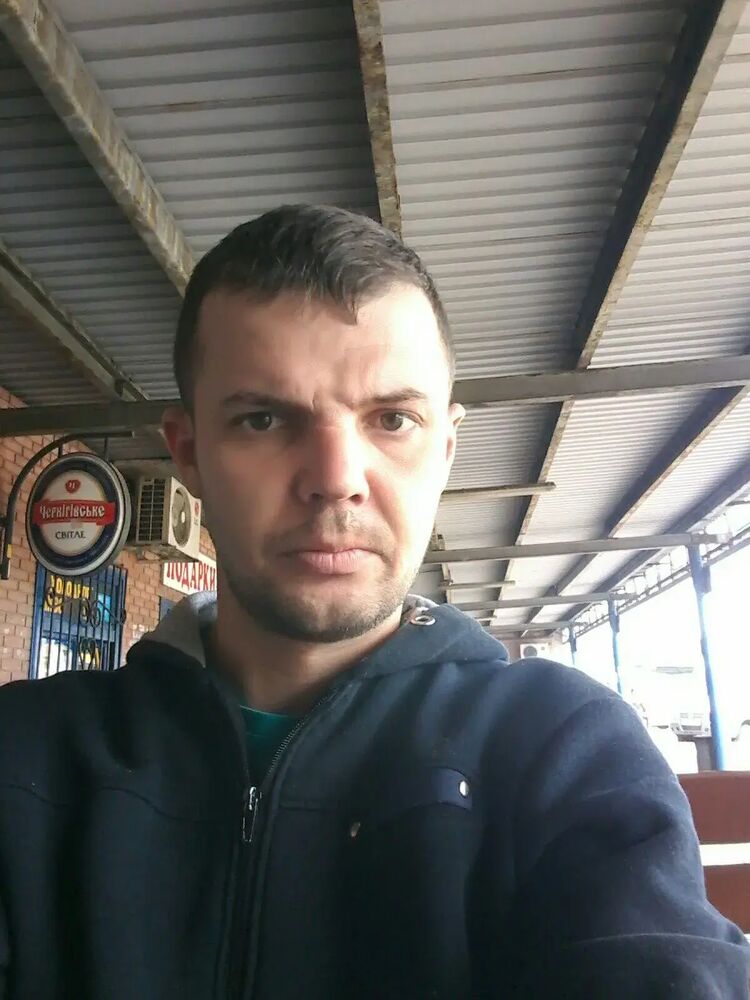  46823043  , 36 ,    
