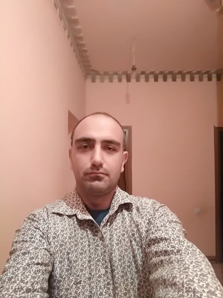  17963693  Karen, 41 ,    