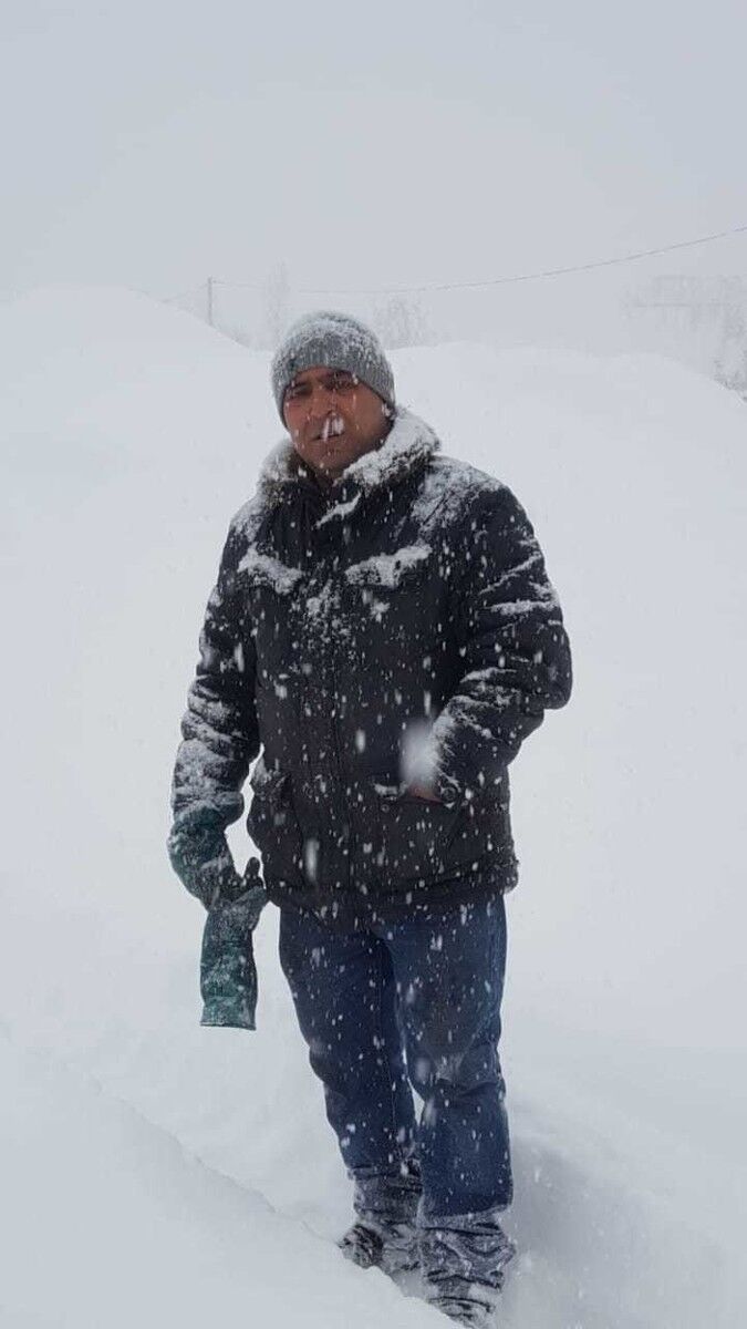  18934303  Faton, 50 ,    