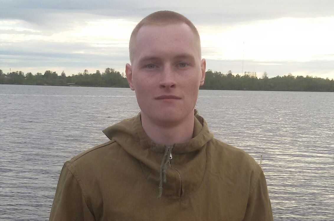  10424693  , 32 ,    -