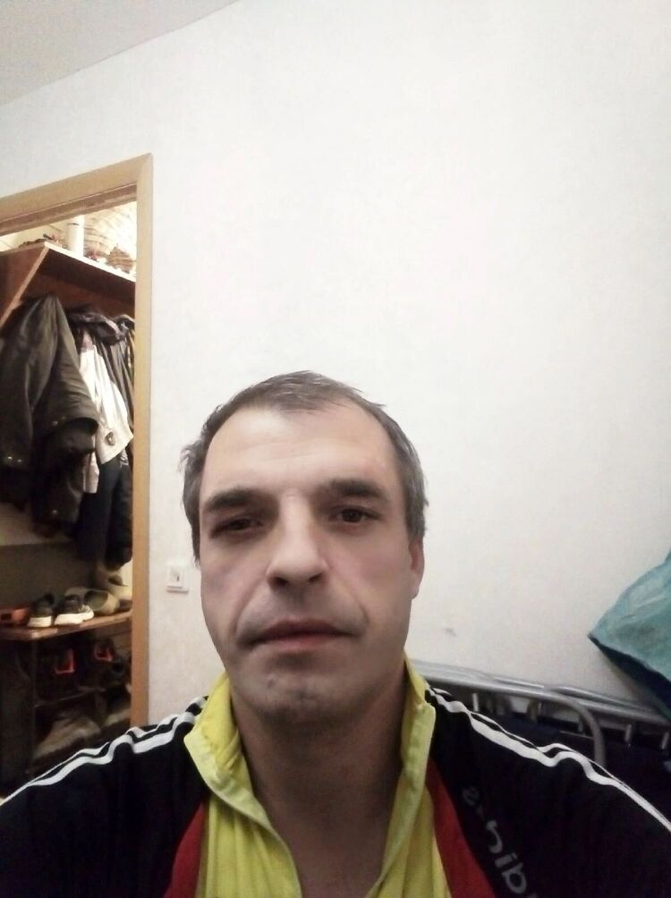  34343873  , 47 ,    