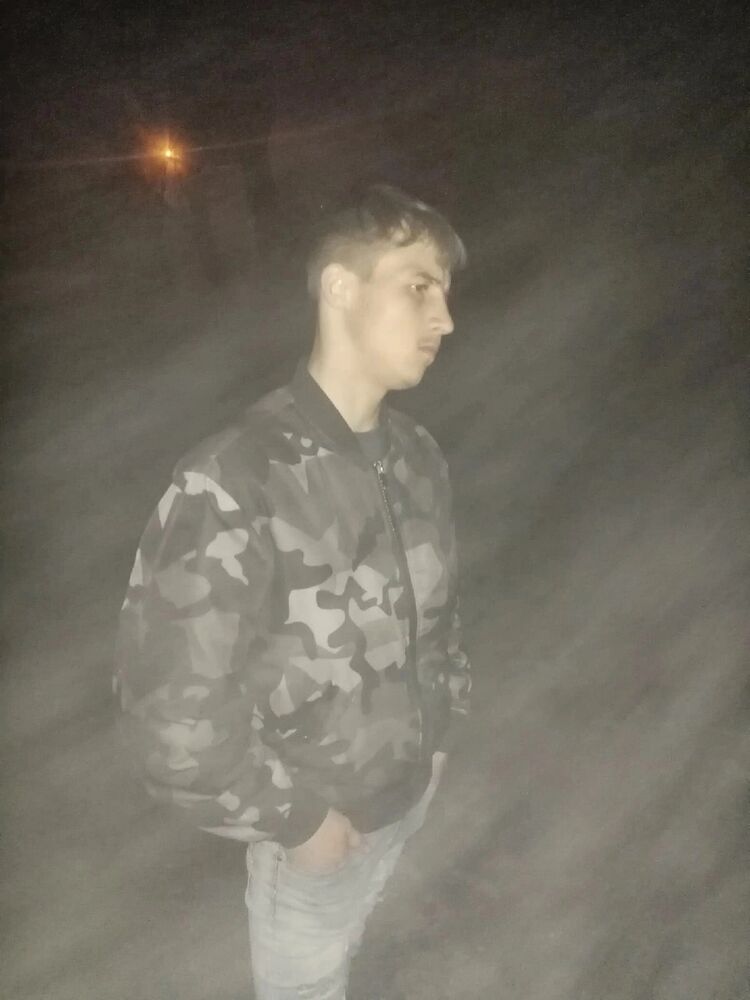  47067933  , 25 ,    