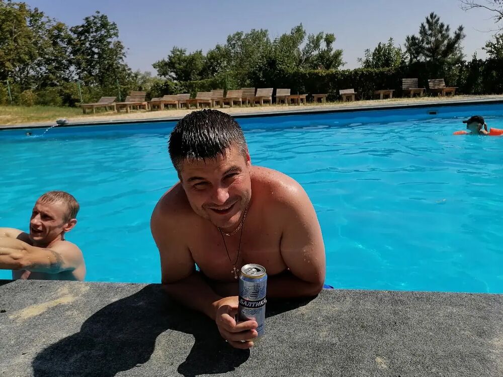  44596773  Kirill, 43 ,    
