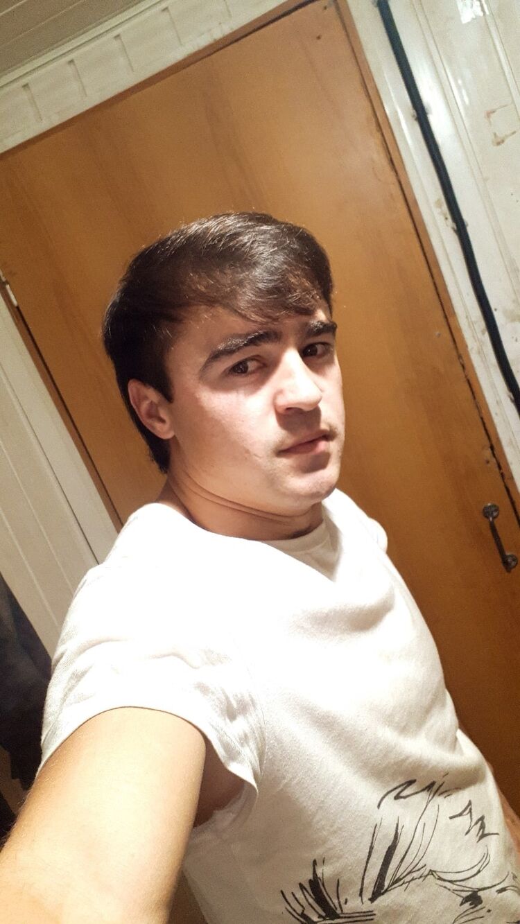  41957843  Savas, 30 ,    