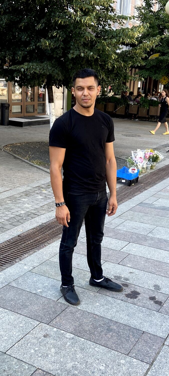  45081723  Rustam, 25 ,    