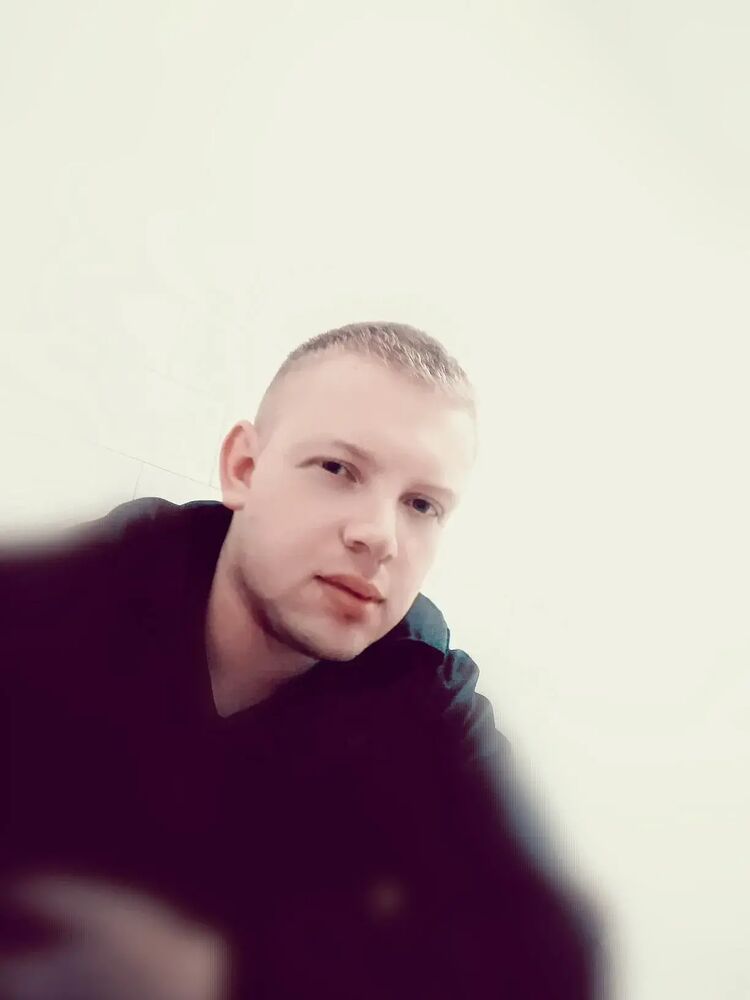  46775033  , 32 ,    