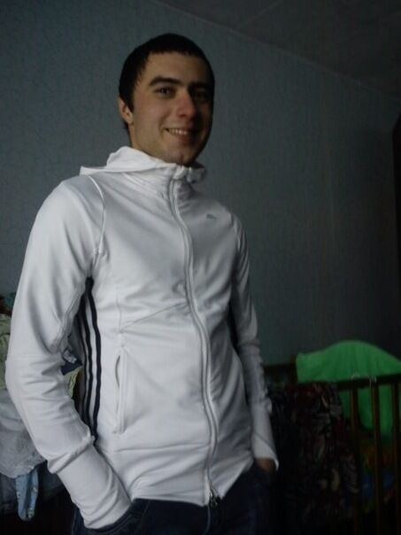  ,   Alex, 36 ,   ,   , c , 