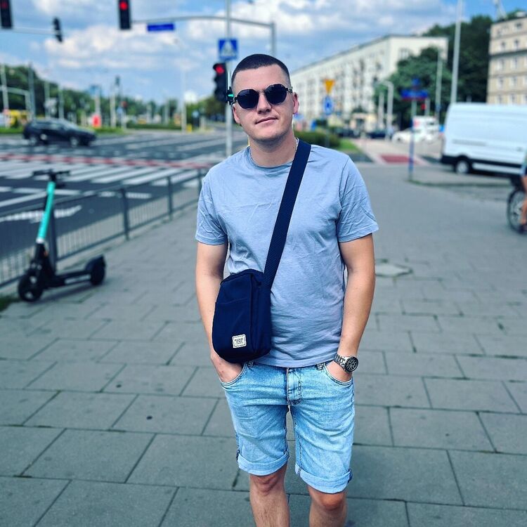  ,   , 28 ,   ,   