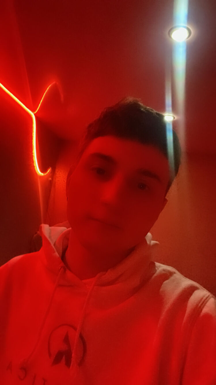  34710533  , 22 ,    
