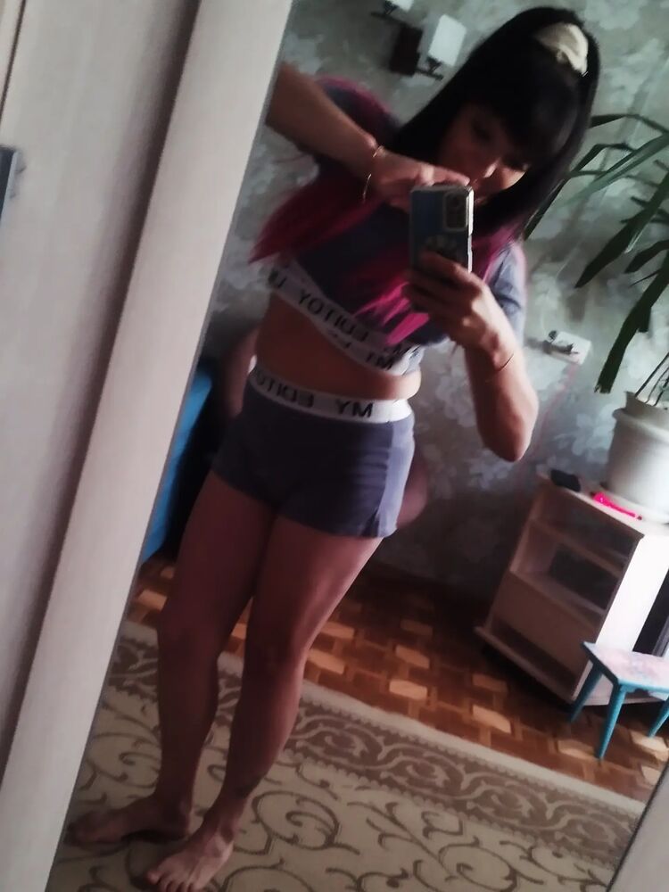  53532383  Lana, 40 ,    