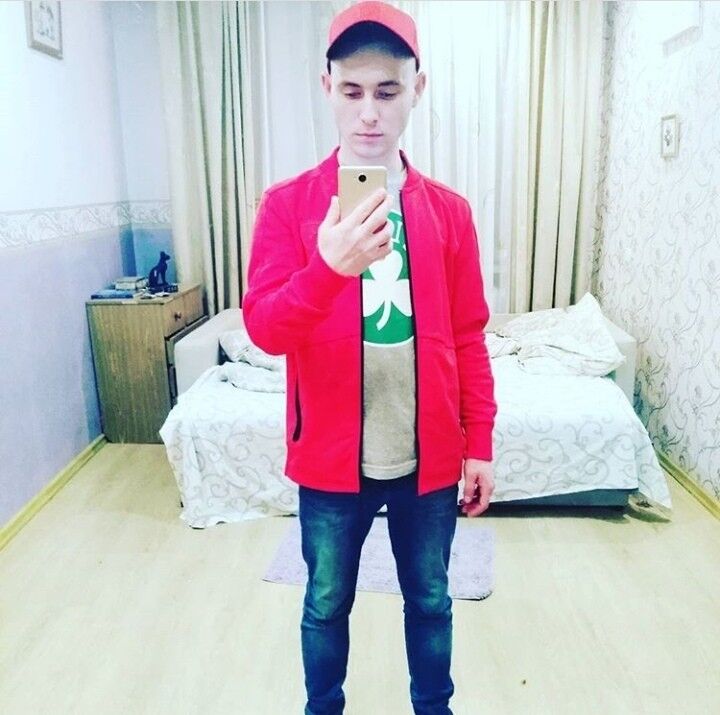  15451023  Thomas, 29 ,    