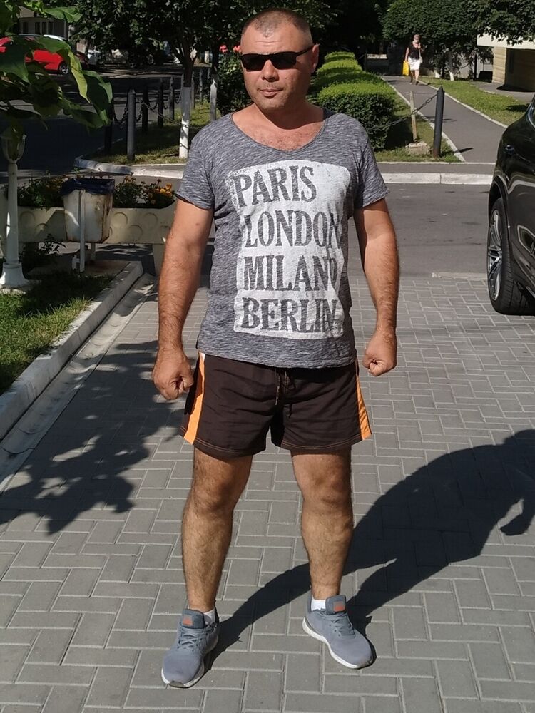  21176803  Andre, 44 ,    Romainville