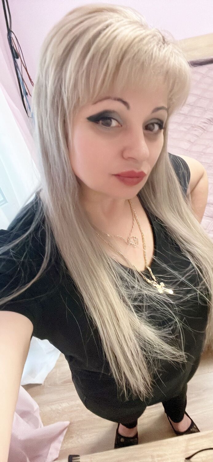  52697583  , 48 ,    